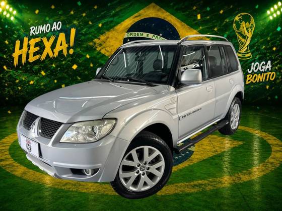 MITSUBISHI PAJERO TR4 2.0 4X2 16V 140CV FLEX 4P AUTOMÁTICO MITSUBISHI PAJERO TR4 2.0 4X2 16V 140CV FLEX 4P AUTOMÁTICO